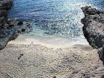 Hotel Faros Small & Restaurant 3*